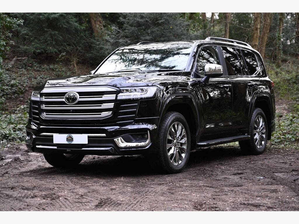 Toyota Land Cruiser - Image 11