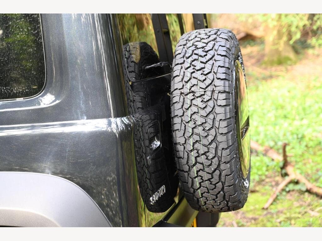 Suzuki Jimny - Image 64