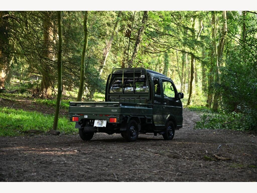 Suzuki Carry - Image 32