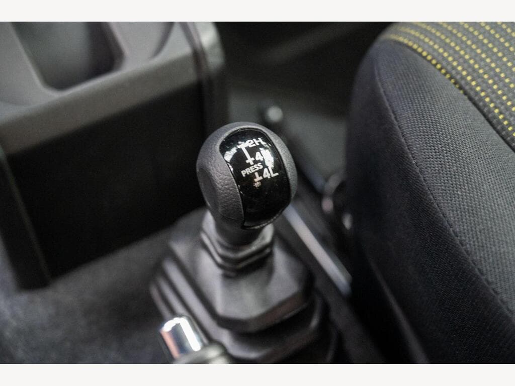 Suzuki Jimny - Image 29