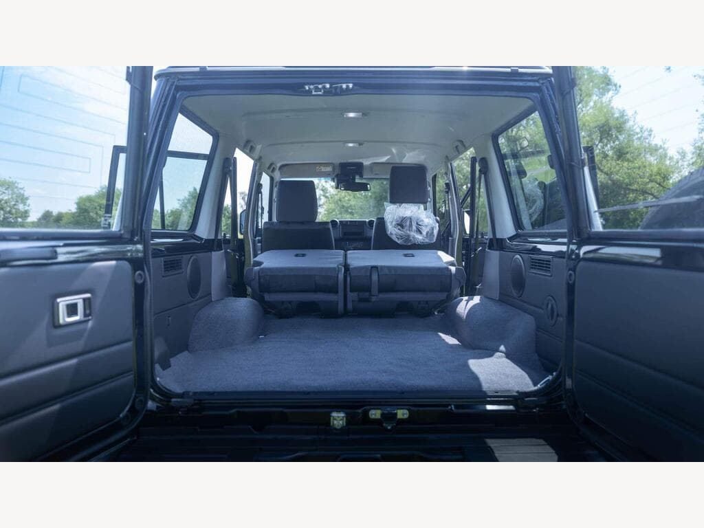 Toyota Land Cruiser - Image 41