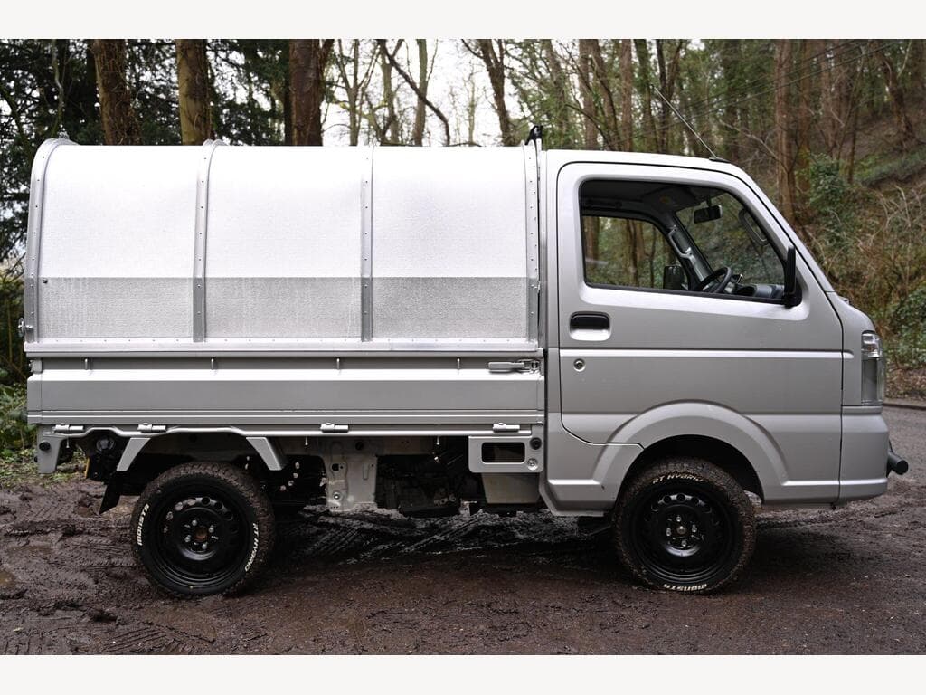 Suzuki Carry - Image 11