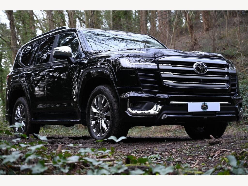 Toyota Land Cruiser - Image 14