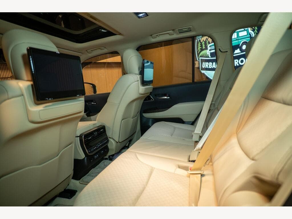 Toyota Land Cruiser - Image 46