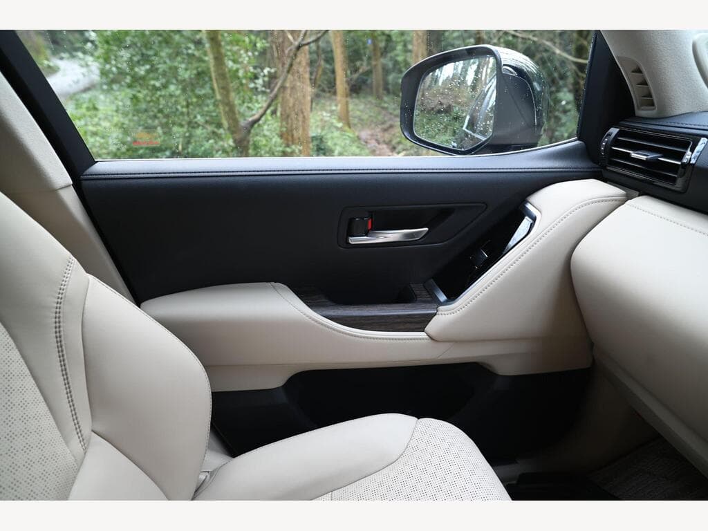 Toyota Land Cruiser - Image 49