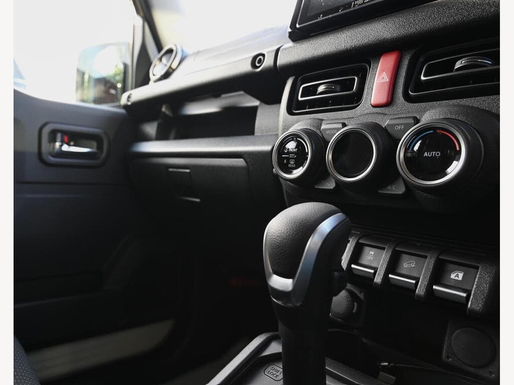 Suzuki Jimny - Image 8