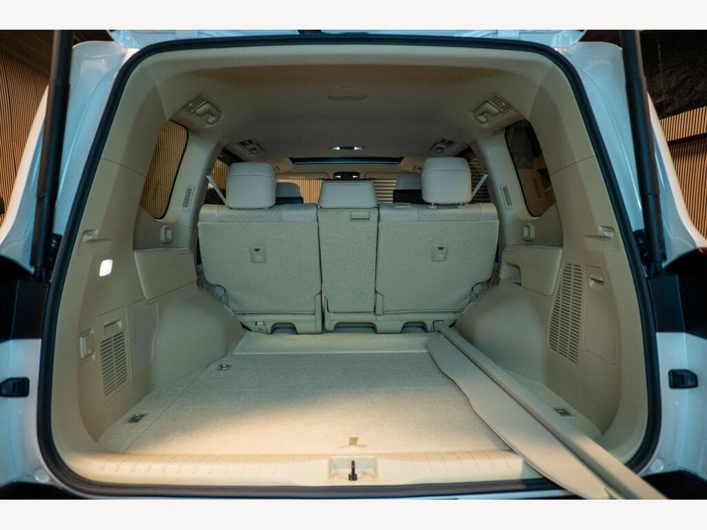 Toyota Land Cruiser - Image 62