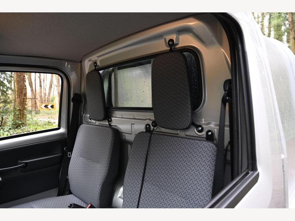 Suzuki Carry - Image 20