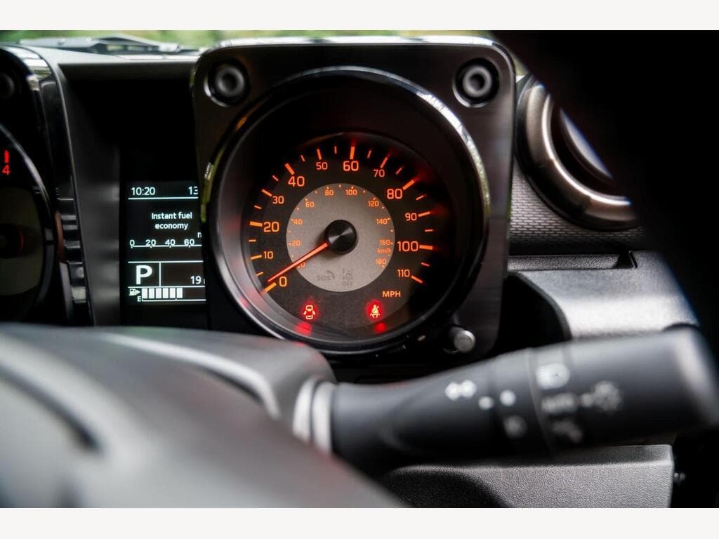 Suzuki Jimny - Image 25