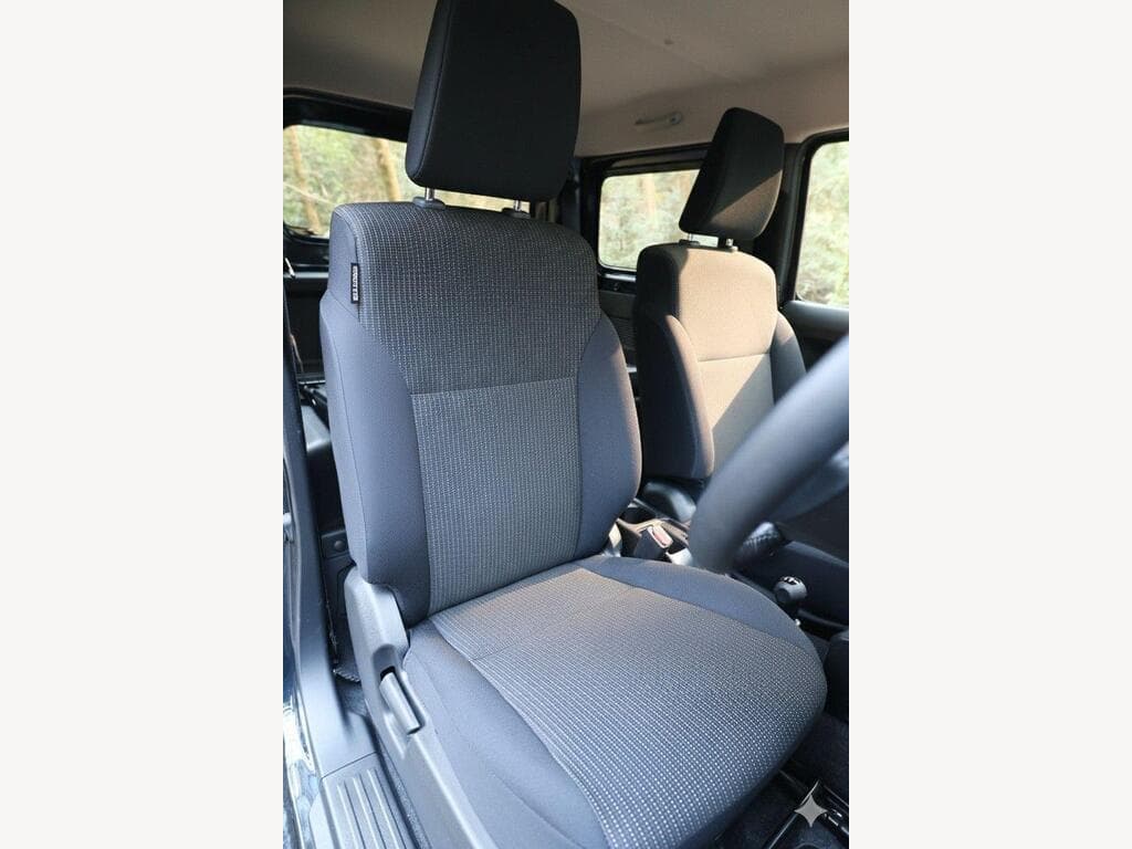 Suzuki Jimny - Image 28