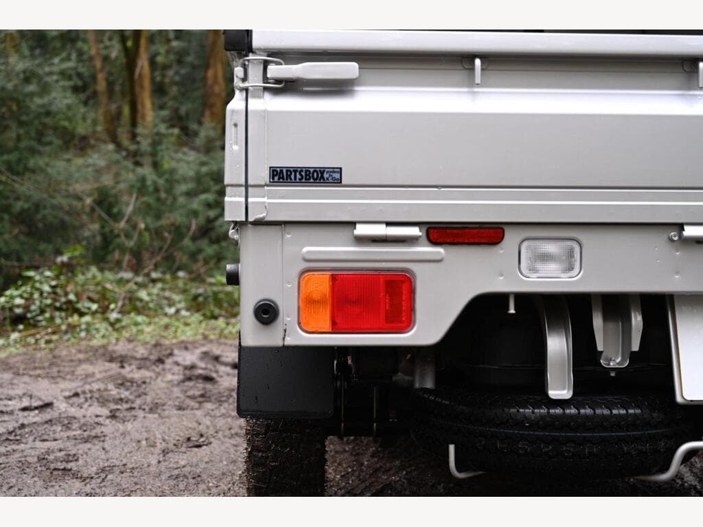 Suzuki Carry - Image 9