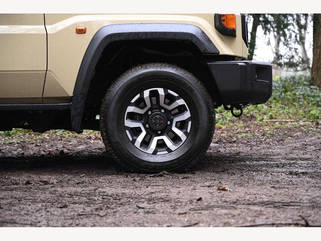 Toyota Land Cruiser - Image 29