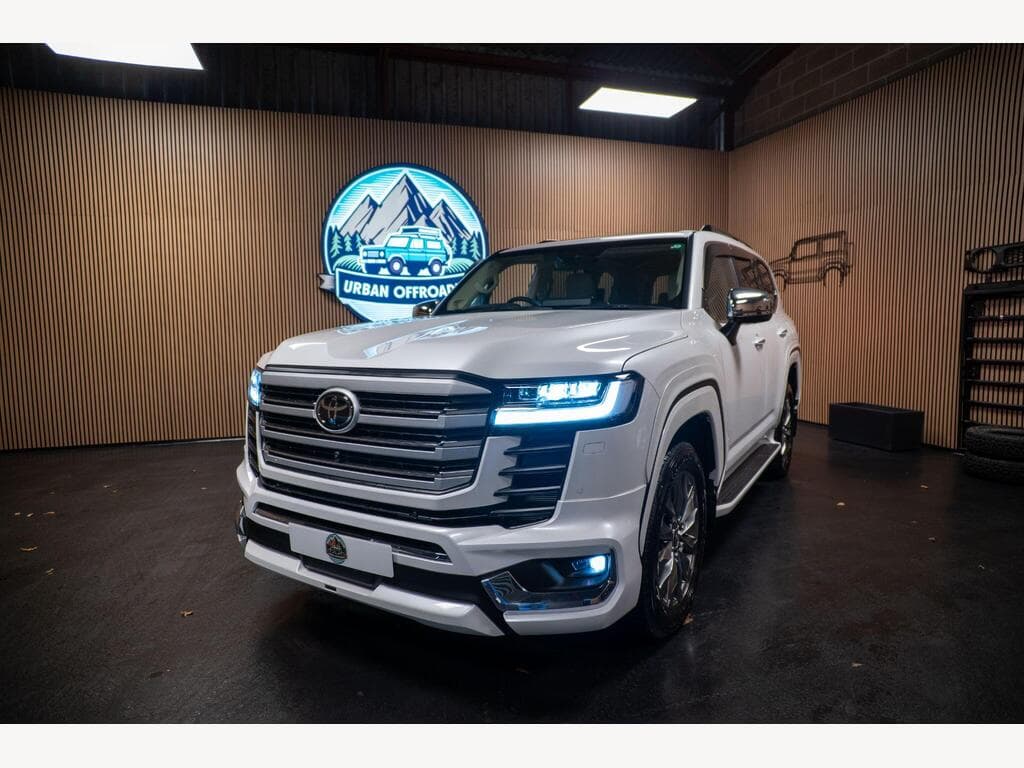 Toyota Land Cruiser - Image 30