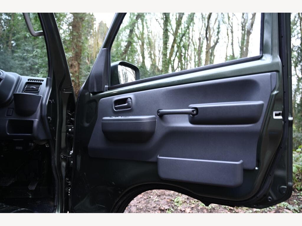 Suzuki Carry - Image 17