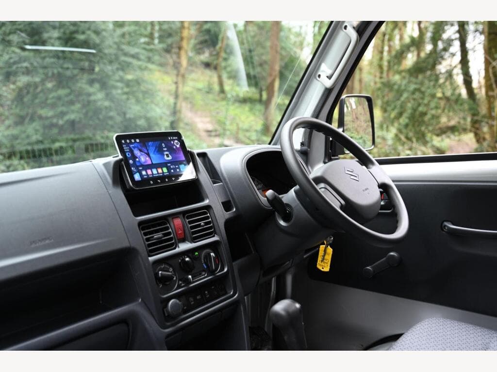 Suzuki Carry - Image 17