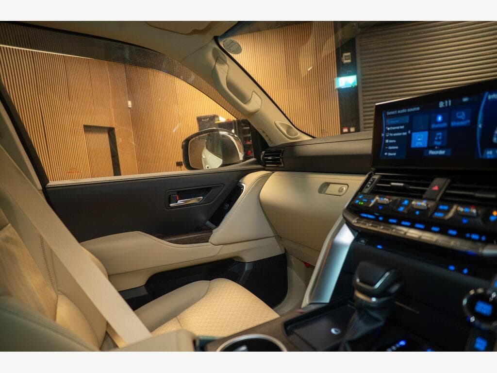 Toyota Land Cruiser - Image 27