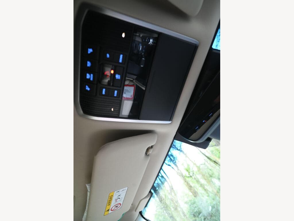 Toyota Land Cruiser - Image 53