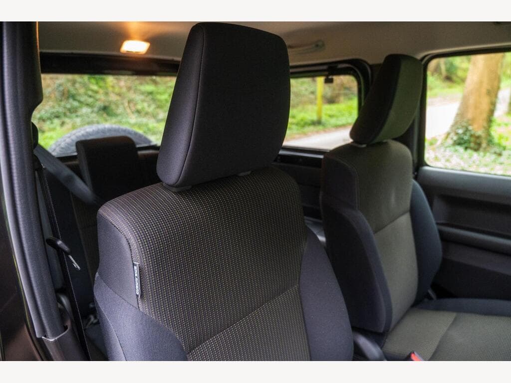 Suzuki Jimny - Image 32