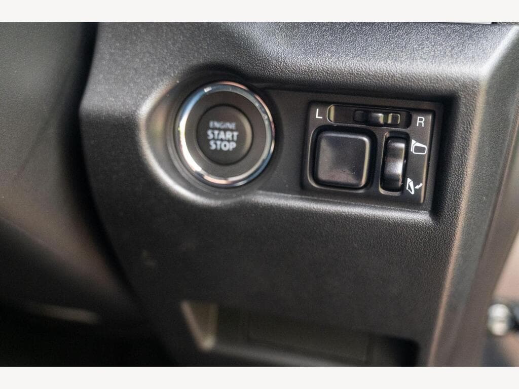 Suzuki Jimny - Image 32