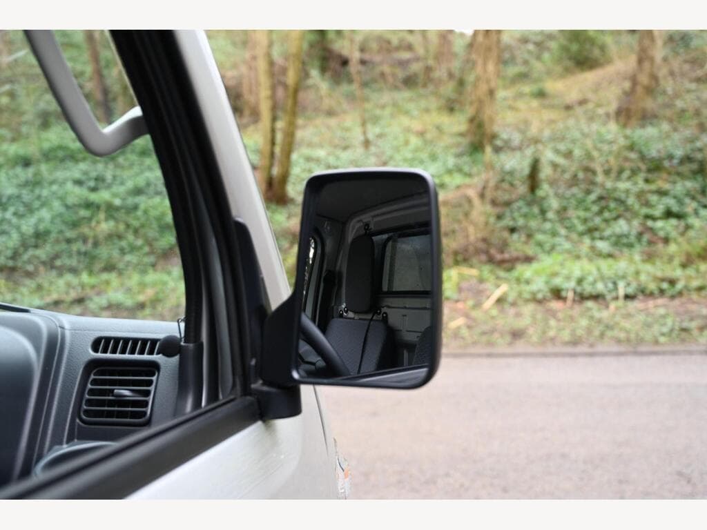 Suzuki Carry - Image 27