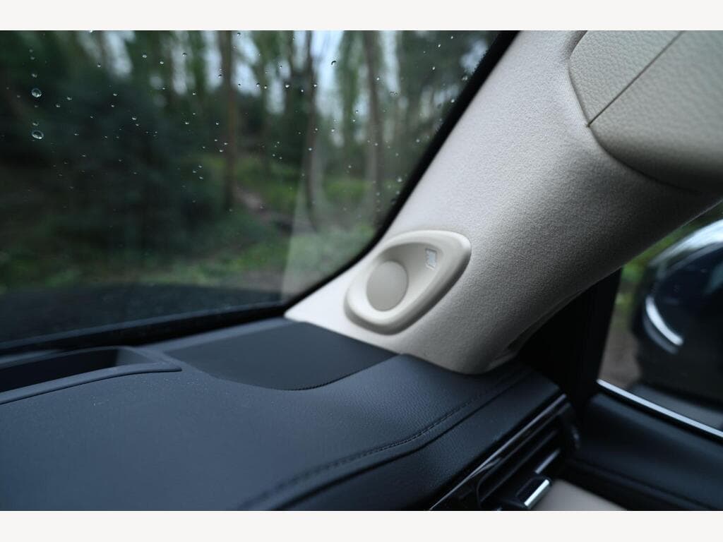 Toyota Land Cruiser - Image 54