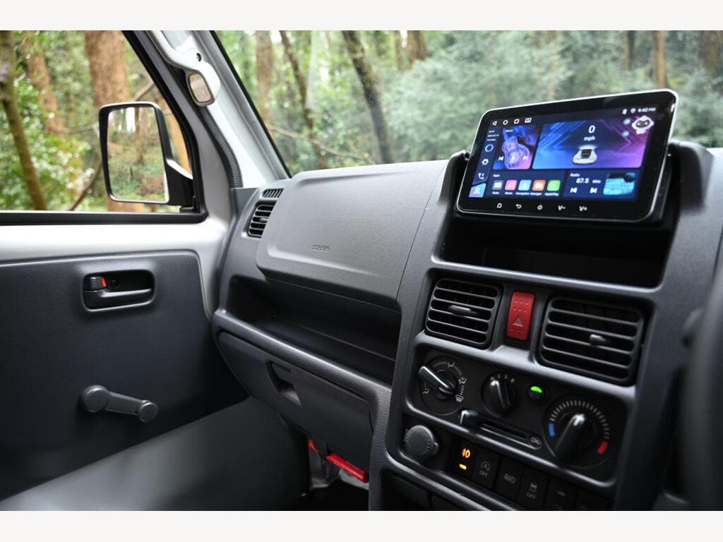 Suzuki Carry - Image 19