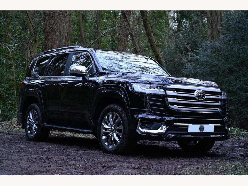 Toyota Land Cruiser - Image 16