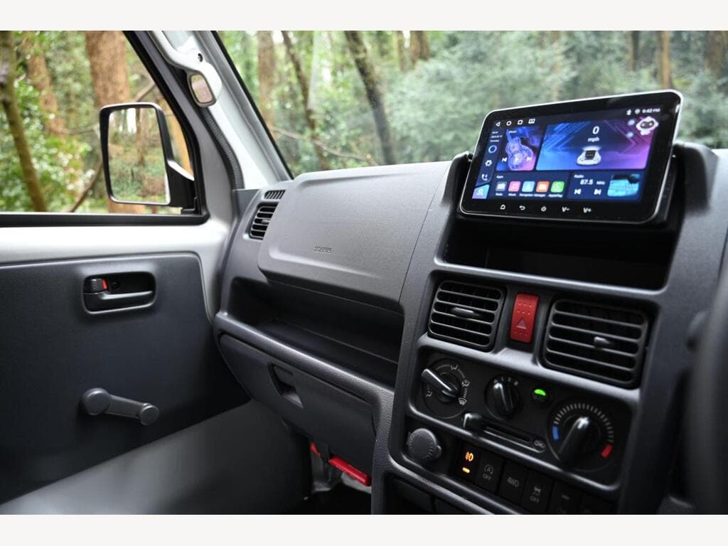 Suzuki Carry - Image 19