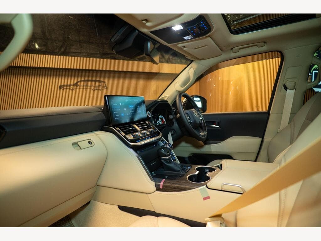 Toyota Land Cruiser - Image 53