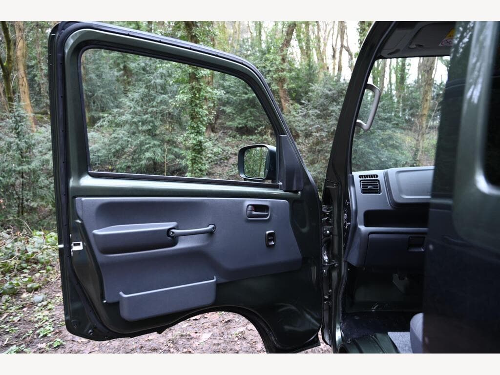 Suzuki Carry - Image 18