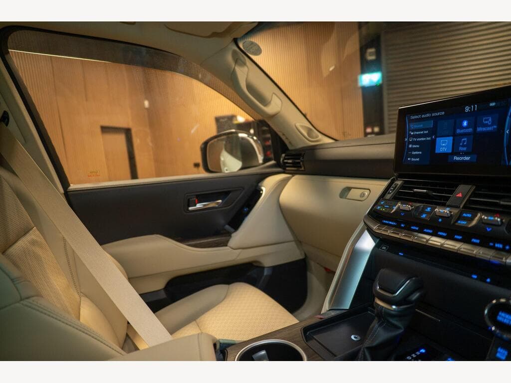 Toyota Land Cruiser - Image 26