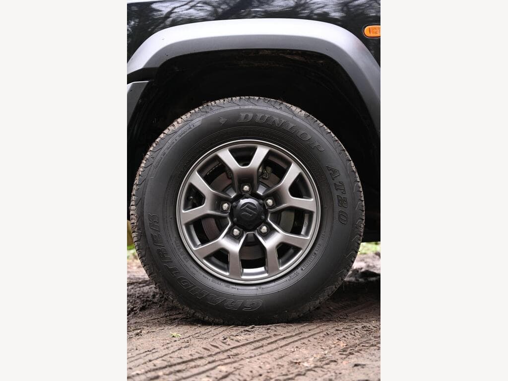 Suzuki Jimny - Image 26