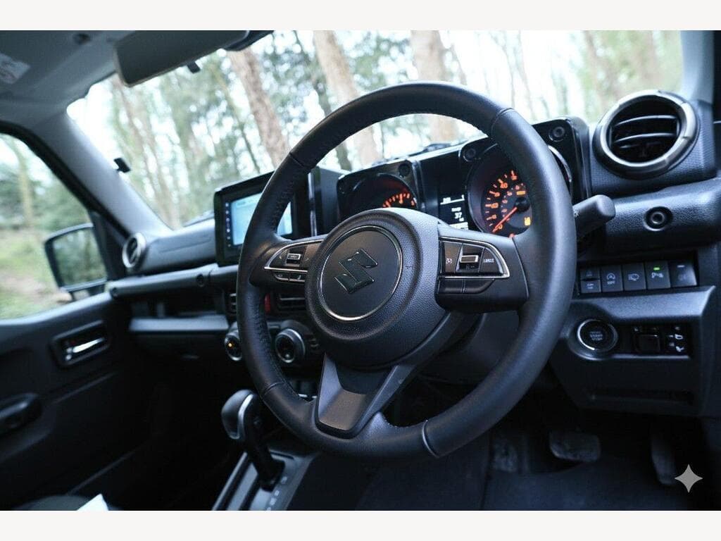 Suzuki Jimny - Image 31