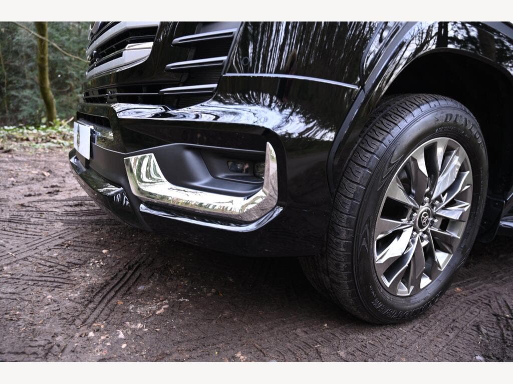 Toyota Land Cruiser - Image 31