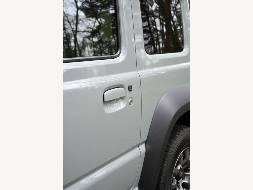 Suzuki Jimny - Image 9
