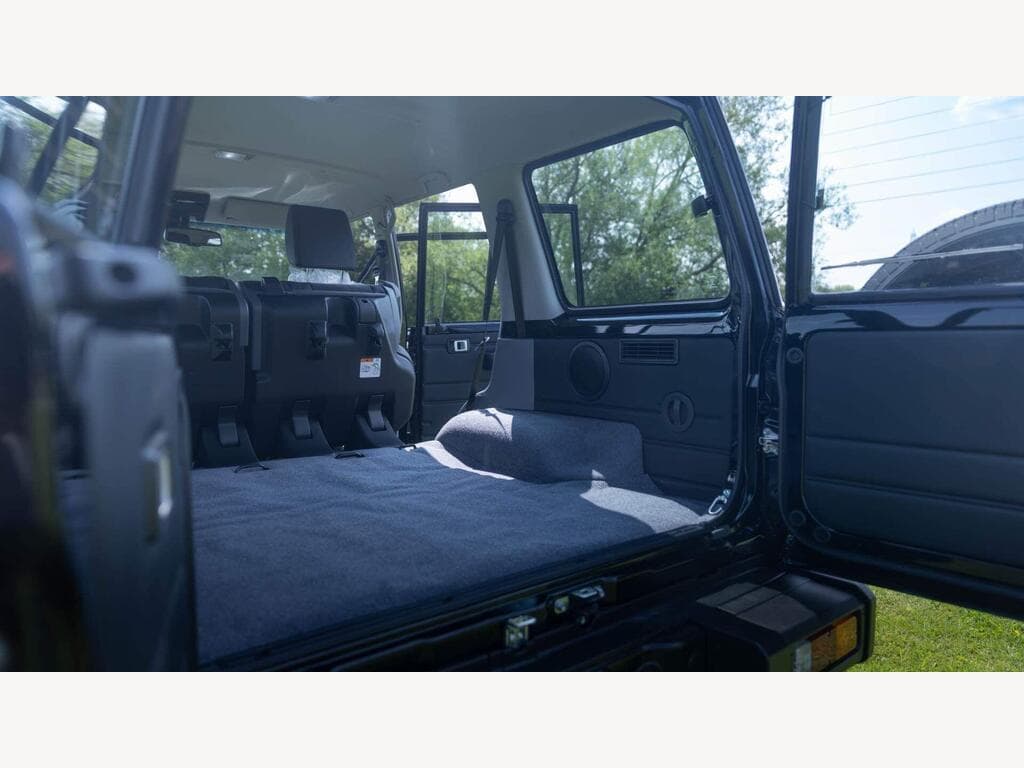 Toyota Land Cruiser - Image 16