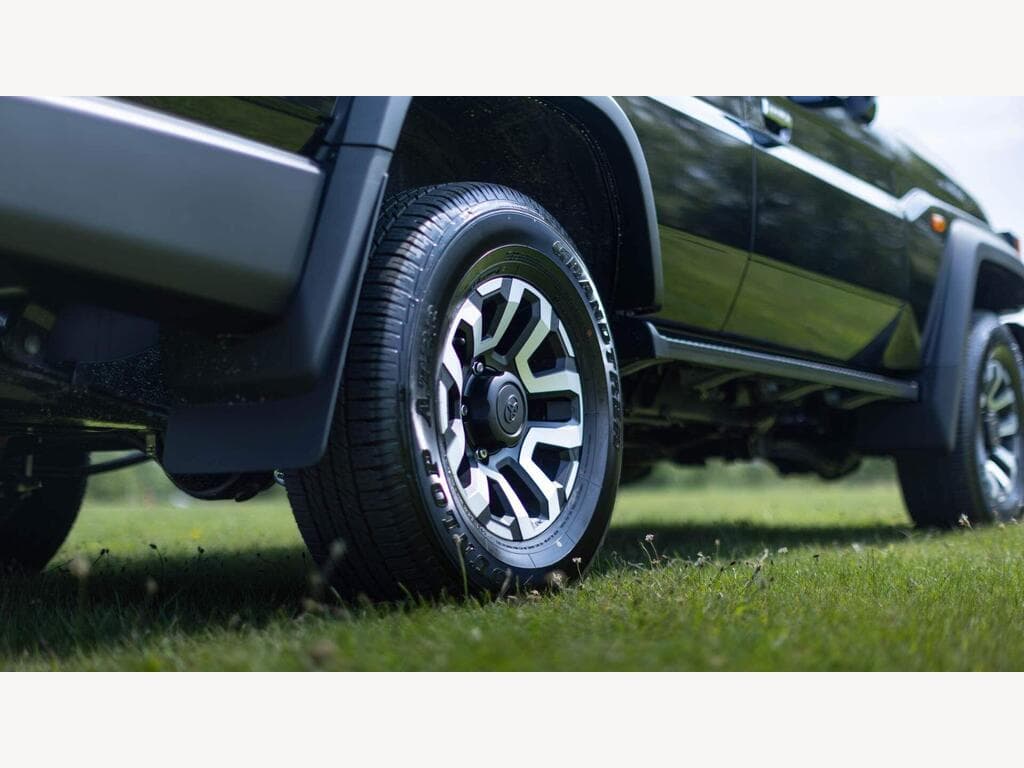 Toyota Land Cruiser - Image 21