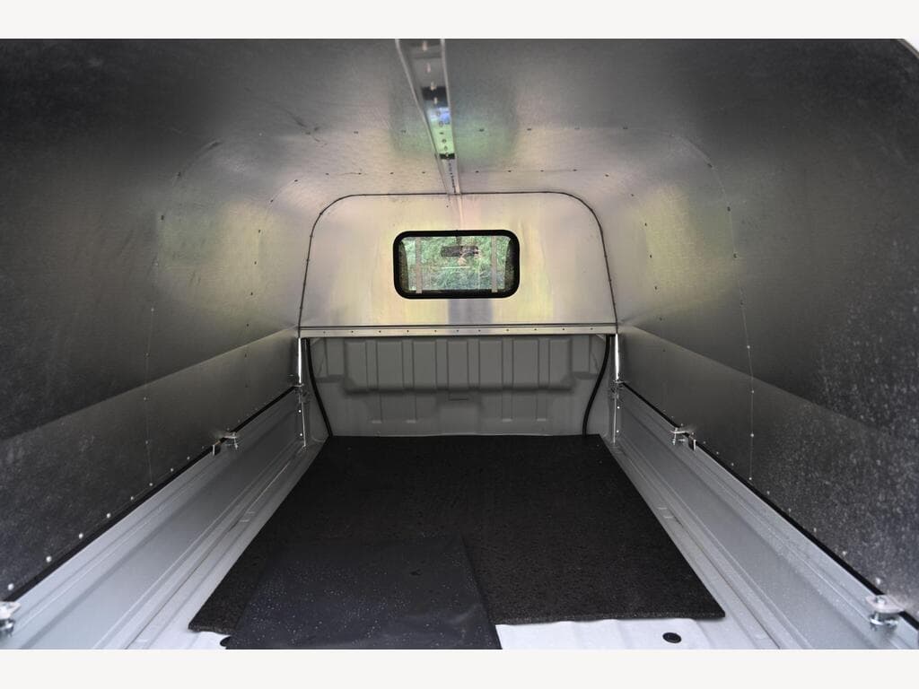 Suzuki Carry - Image 21