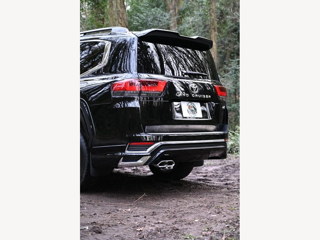 Toyota Land Cruiser - Image 45