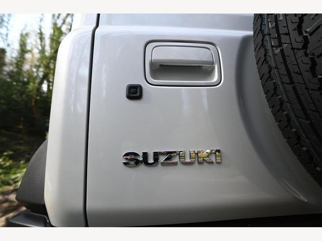 Suzuki Jimny - Image 15