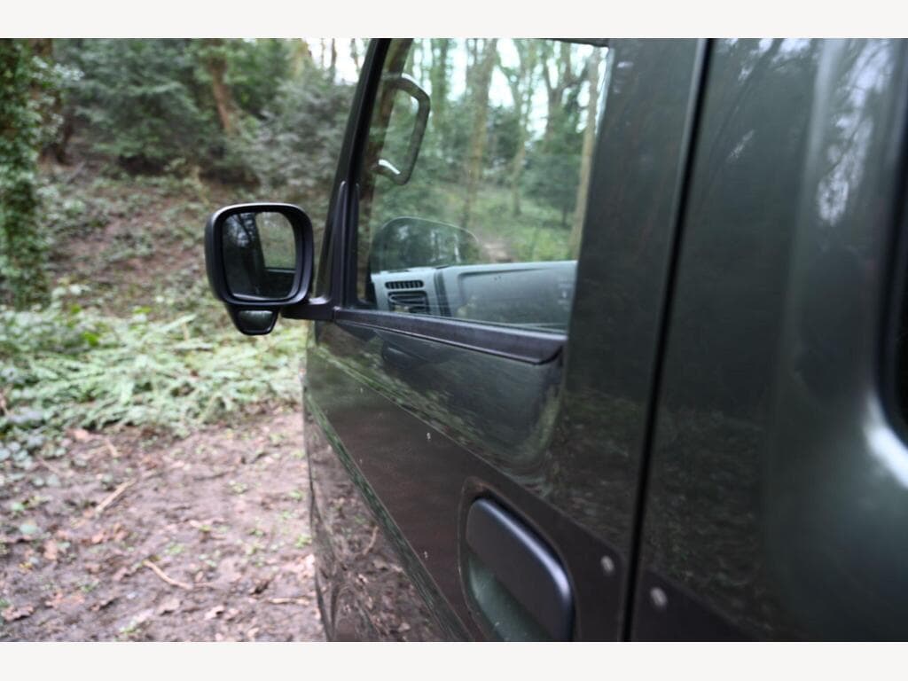 Suzuki Carry - Image 23