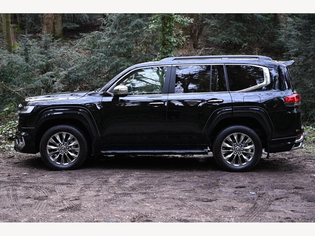 Toyota Land Cruiser - Image 4