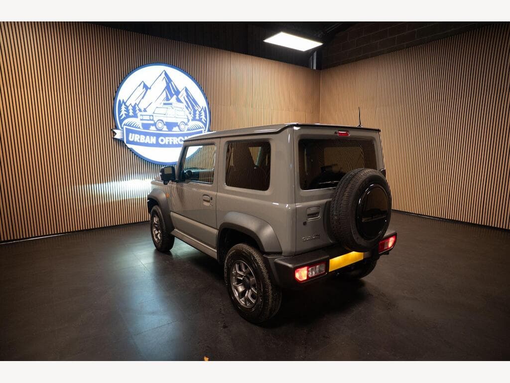 Suzuki Jimny - Image 24