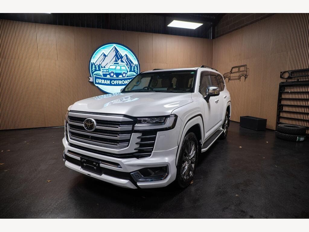 Toyota Land Cruiser - Image 63