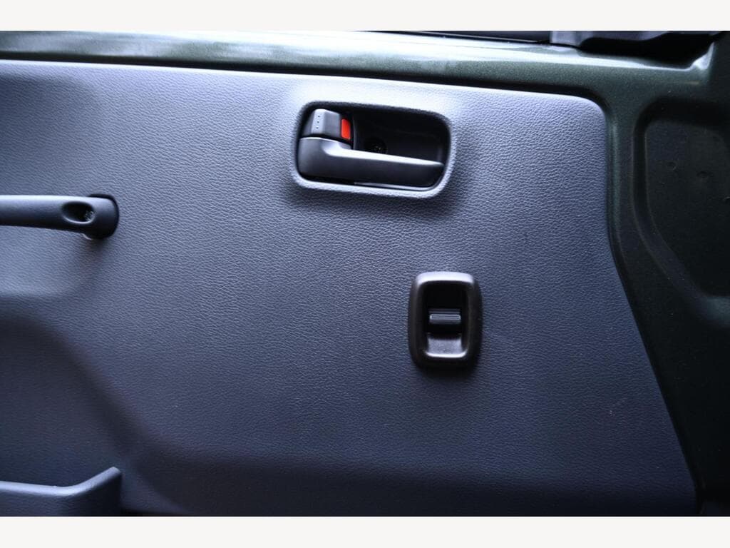 Suzuki Carry - Image 14