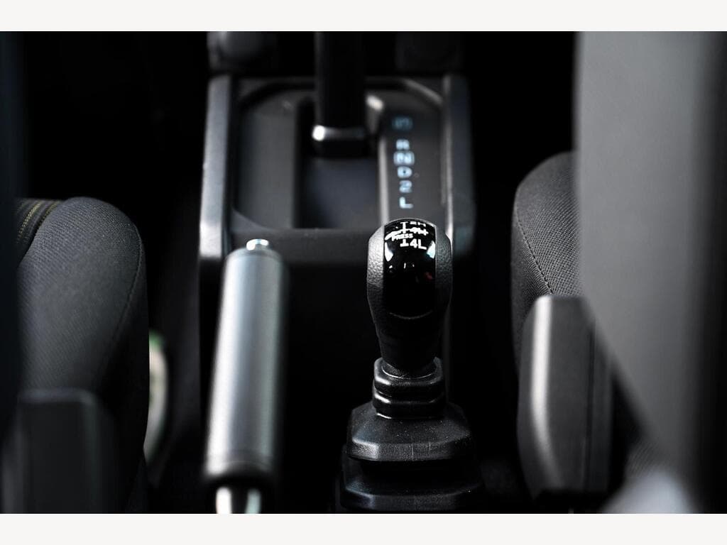 Suzuki Jimny - Image 14