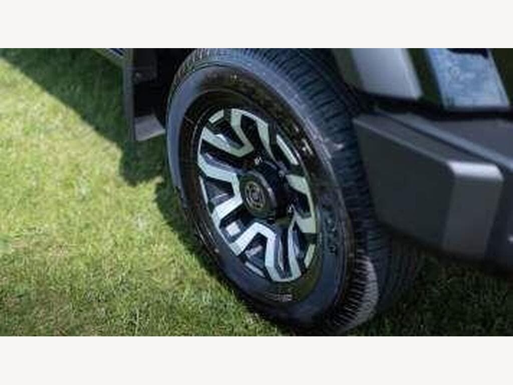 Toyota Land Cruiser - Image 22