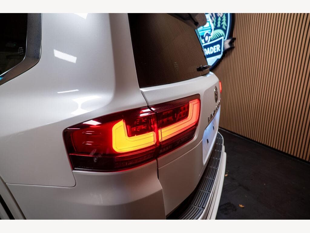 Toyota Land Cruiser - Image 36