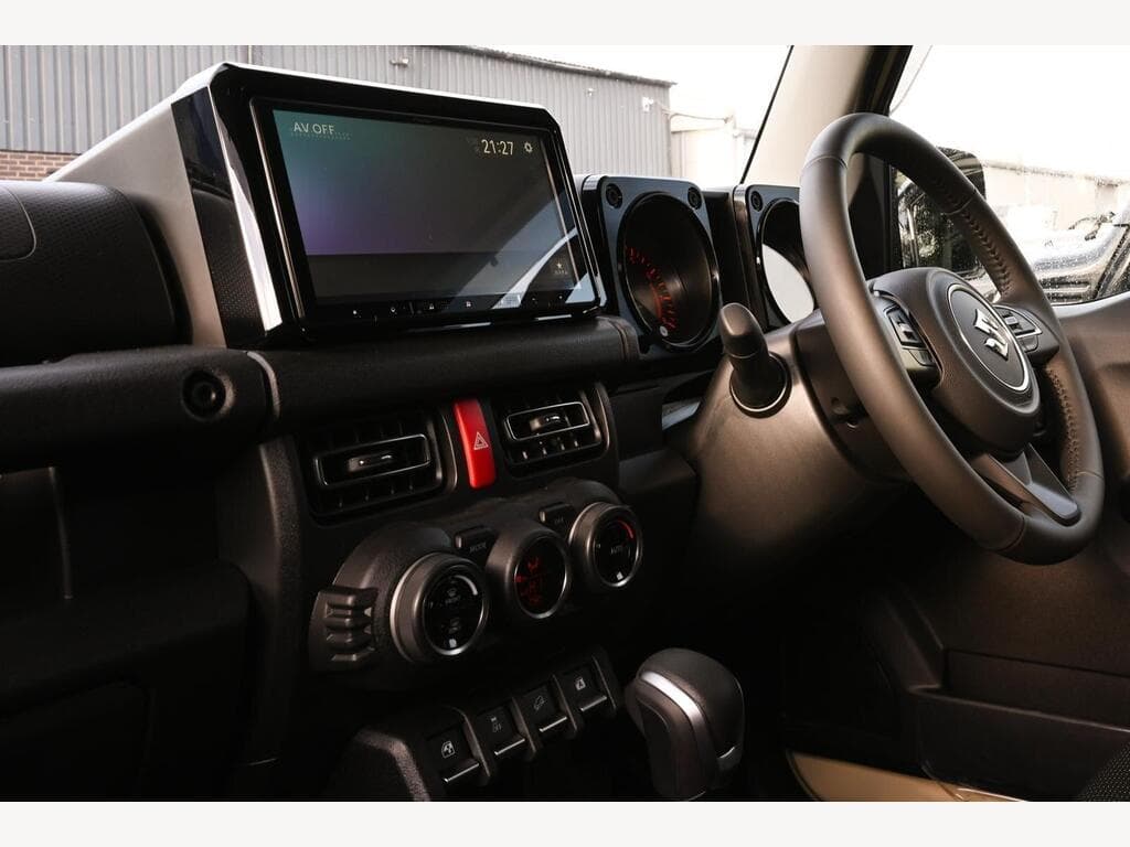 Suzuki Jimny - Image 4