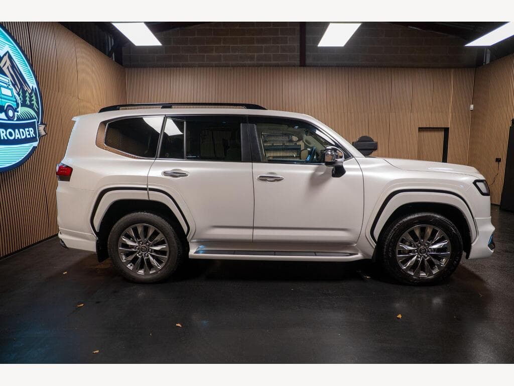 Toyota Land Cruiser - Image 60